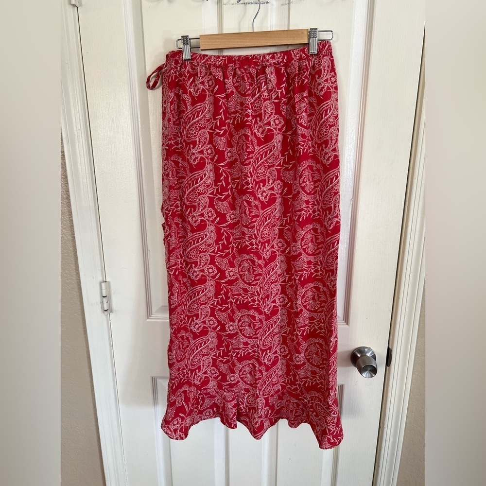 Picnic Red White Paisley Floral Wrap Midi Skirt M Tie Waist - Picture 12 of 12